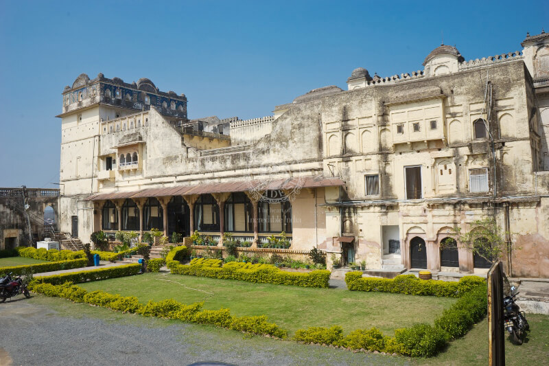 Sheesh Mahal Orchha